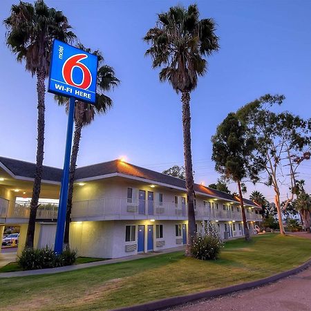 Motel 6-San Diego, CA - North Exterior foto